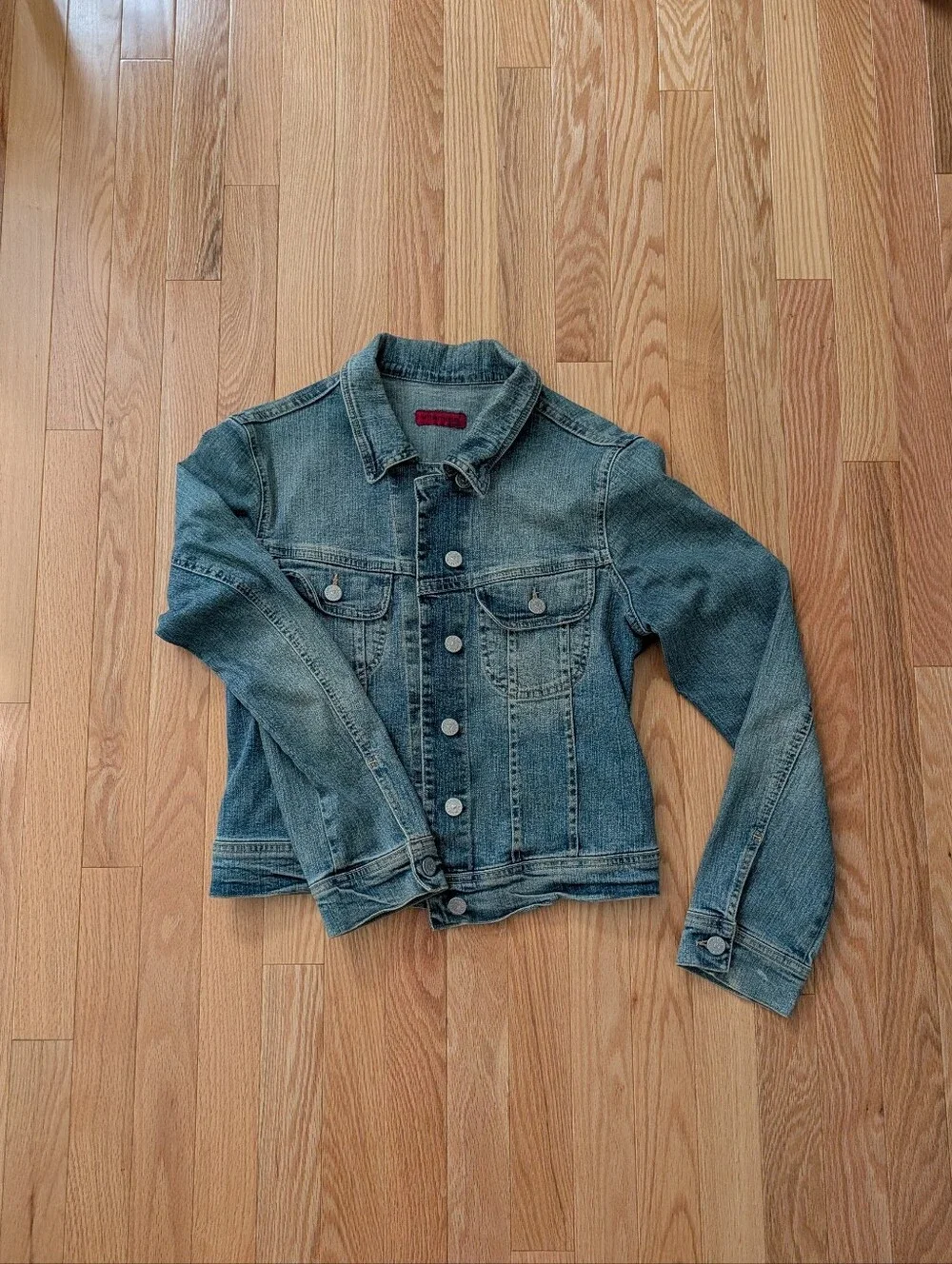 Retro Denim Jacket Medium
